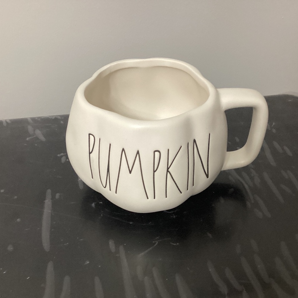 Rae Dunn pumpkin
